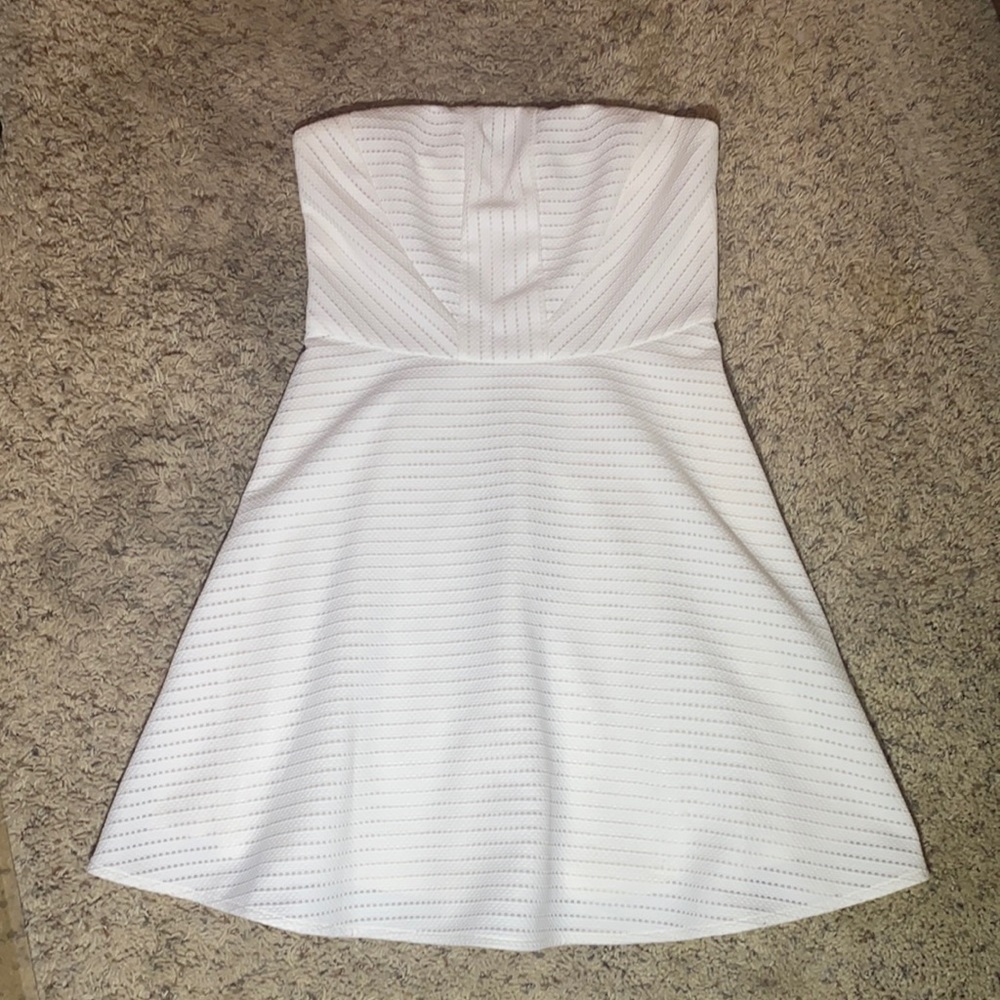 Class white dress